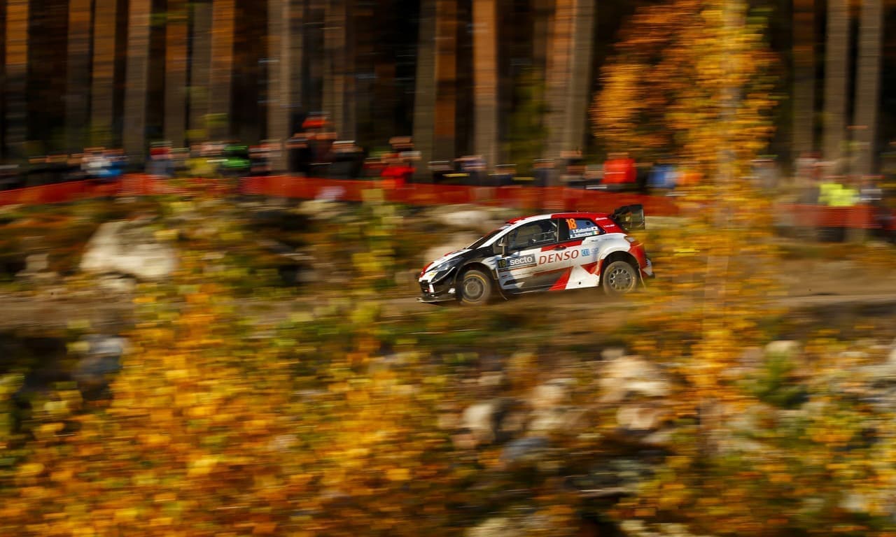wrc_2021_r10_d3_01.jpg