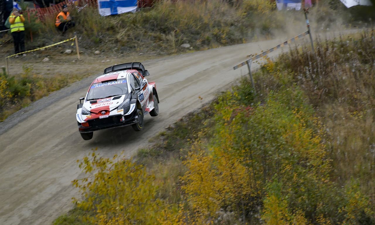 wrc_2021_r10_d2_03.jpg
