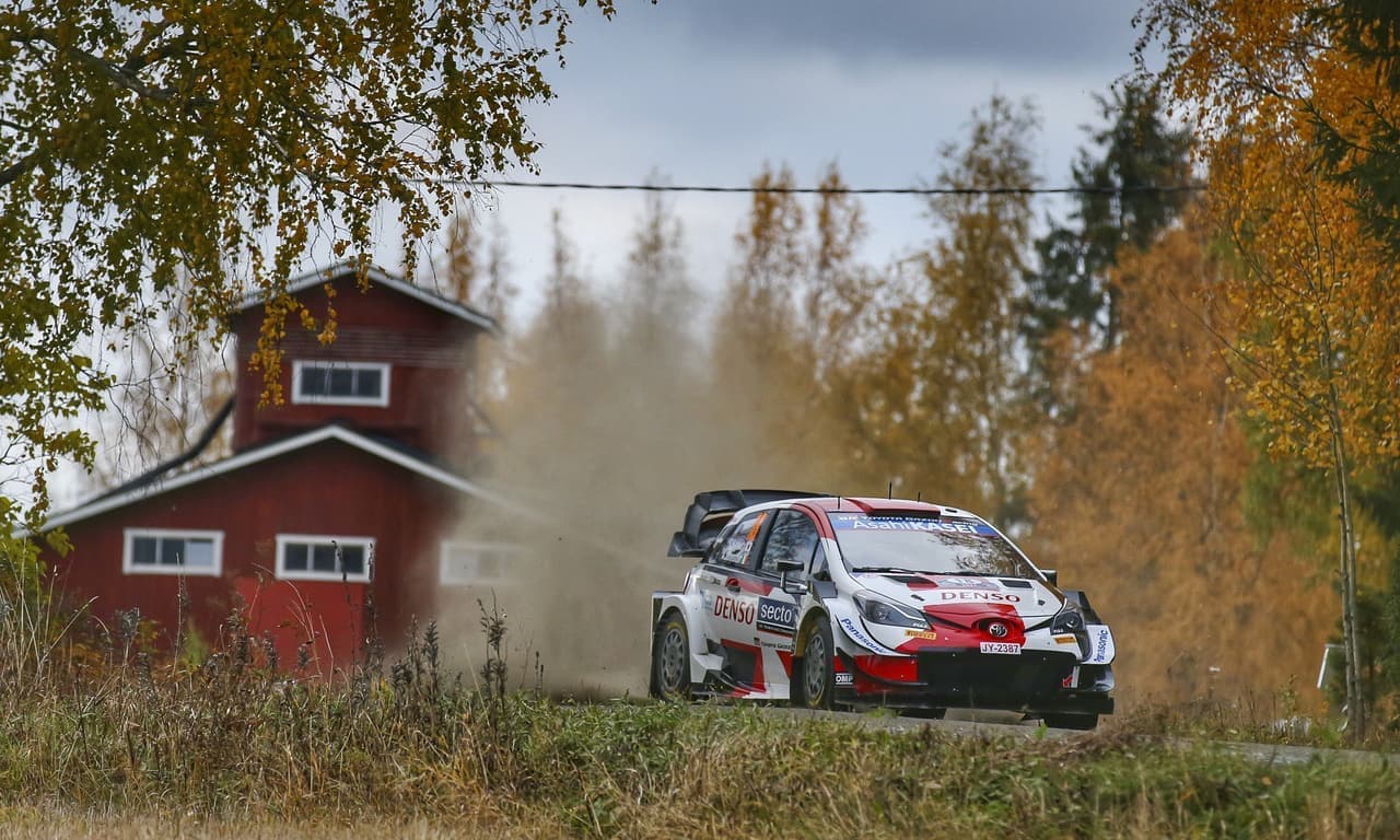 wrc_2021_r10_d2_05.jpg
