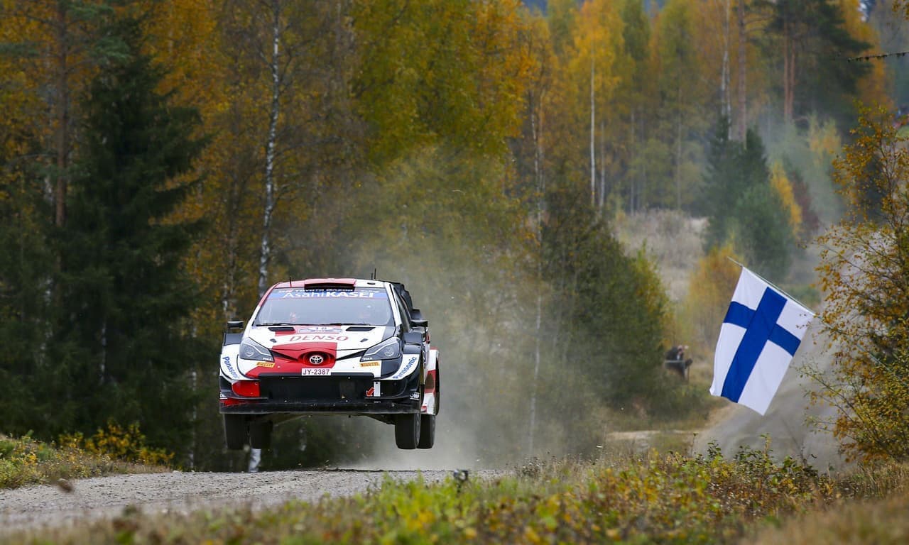 wrc_2021_r10_d1_17.jpg