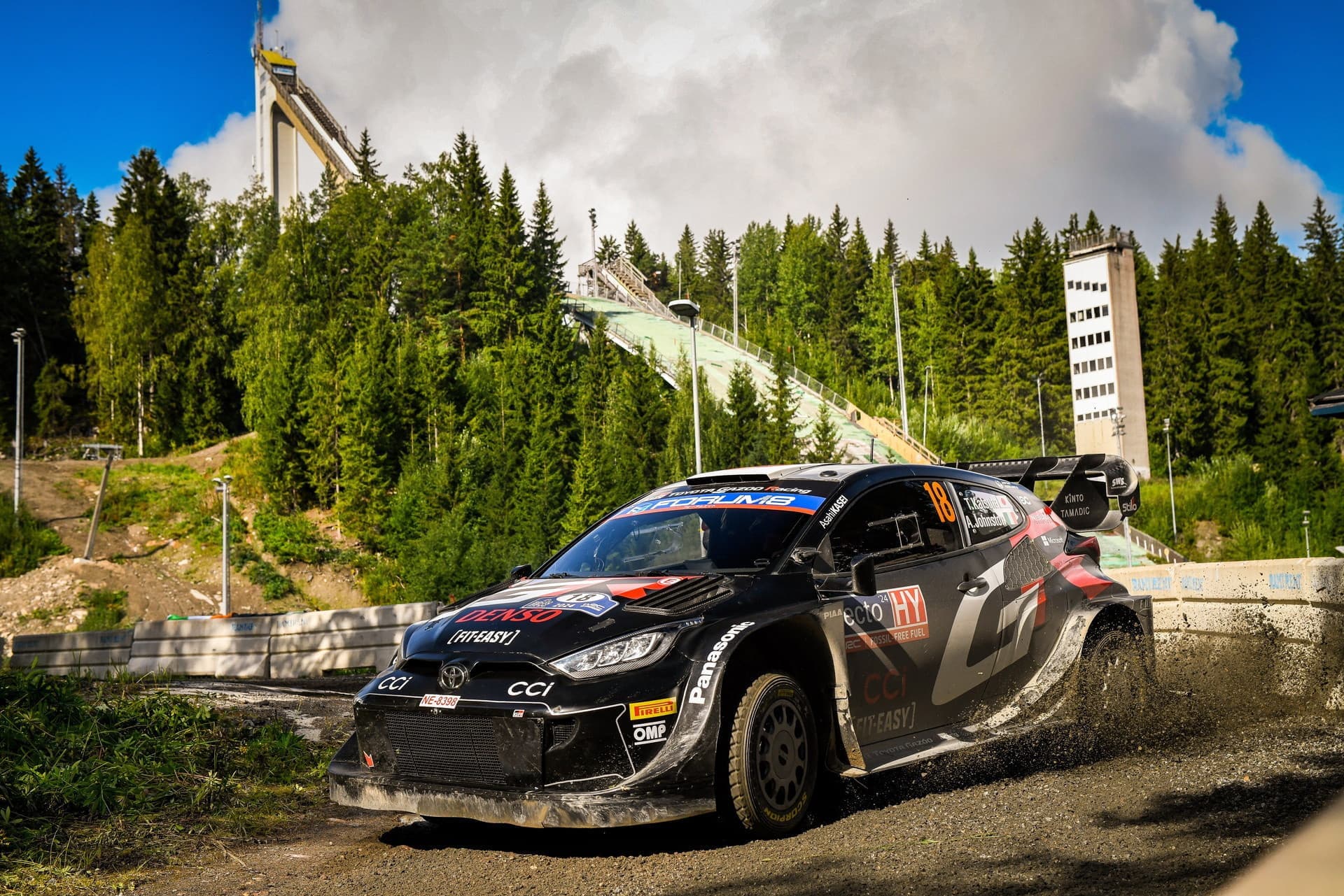 wrc_finland_d4_07.jpg